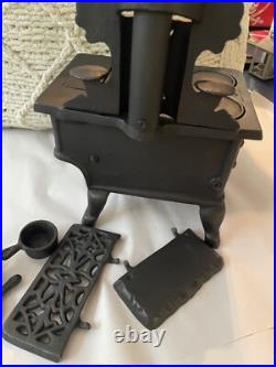 Salesman Sample RARE Complete Set No Rust Cast Iron Miniature Wood Stove Antique