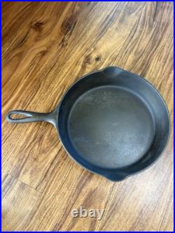 Sidney Hollow Ware Wagner Transition No. 8 Cast Iron Skillet with Heat Ring