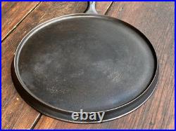 Sidney Script Logo #9 Cast Iron Griddle