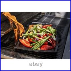 Staub Cast Iron 18.25 inch x 9.5-inch, Double Burner Griddle / Plancha 12033801