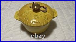 Staub Cast Iron 1.5 qt, Petite French Oven, Citron