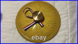 Staub Cast Iron 1.5 qt, Petite French Oven, Citron