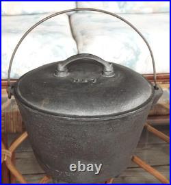 UNUSED Rare 3legged Cast Iron #7 Bean Pot by Martin Stove & Range Co Florence AL