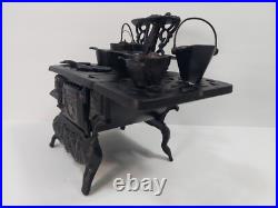 USA Stamp CRESCENT Miniature CAST IRON Stove Oven 17 Piece Toy Salesman Sample
