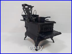 USA Stamp CRESCENT Miniature CAST IRON Stove Oven 17 Piece Toy Salesman Sample