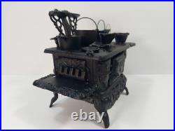 USA Stamp CRESCENT Miniature CAST IRON Stove Oven 17 Piece Toy Salesman Sample