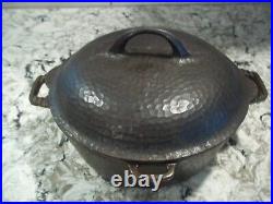 VINTAGE CAST IRON HAMMERED DUTCH OVEN WithLID UNMARKED