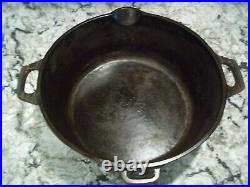 VINTAGE CAST IRON HAMMERED DUTCH OVEN WithLID UNMARKED