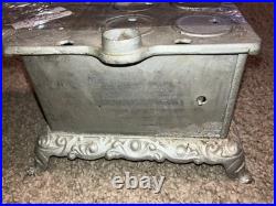 VINTAGE Kenton Brand Antique Royal Cast Iron Miniature Stove Salesman Sample VINTAGE Kenton Brand Antique Royal Cast Iron Miniature Stove Salesman Sample