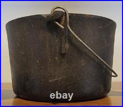 VTG Birmingham Stove & Range (FBP) Cast Iron Bean Pot withLid