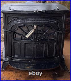 Vermont Castings Intrepid Cast Iron Black Woodstove with Viewing Window