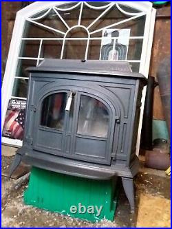 Vermont Castings VIGILANT Wood Stove With BIG Glass Door Inserts Great