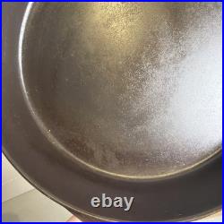 Victor Griswold No. 8 Cast Iron Skillet 722 withHeat Ring Fry Pan Very Nice