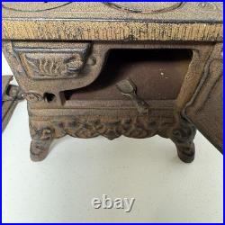 Vintage 12 Crescent Cast Iron Stove Salesman Sample and Accessories Muffin Tin