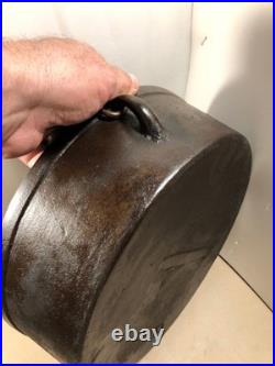 Vintage #12 Knox Stove works cast iron bean pot, kettle. Knoxville Tenn. WithLid
