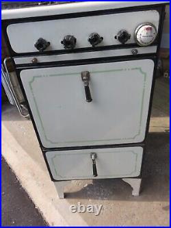 Vintage 1950's Gas Stove / Oven 23 Four Burners & Drawer Robertshaw Camper