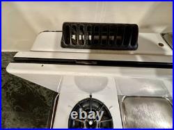 Vintage 1950s O'Keefe & Merritt Gas Stove 4 Burner with Griddle & Grillevator