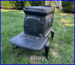 Vintage 8.25 Beechwood Windsor Montgomery Ward and Co Cast Iron Wood Stove