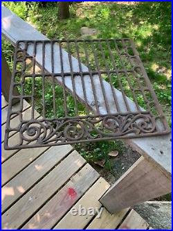 Vintage Antique Cast Iron WOOD COOK STOVE OVEN SHELF grate 18 1/4 x 17-1/2