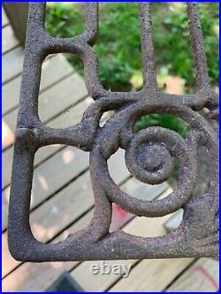 Vintage Antique Cast Iron WOOD COOK STOVE OVEN SHELF grate 18 1/4 x 17-1/2