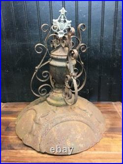 Vintage Antique Parlor Potbelly Stove Burner Cast Iron Top with Finial