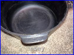 Vintage Cast Iron Griswold No. 6 Dutch Oven 2605 with Griswold Logo Lid Nice Shape