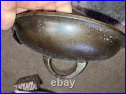 Vintage Cast Iron Griswold No. 6 Dutch Oven 2605 with Griswold Logo Lid Nice Shape