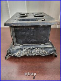 Vintage Cast Iron Miniature The Royal Stove & Range Co Greenville, OH 7W Demo Vintage Cast Iron Miniature The Royal Stove & Range Co Greenville, OH 7W Demo