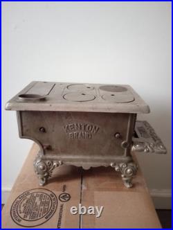 Vintage Cast Iron Royal Kenton Brand Toy Salesman Sample Stove Nickel Plate