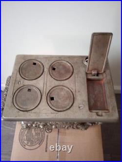 Vintage Cast Iron Royal Kenton Brand Toy Salesman Sample Stove Nickel Plate