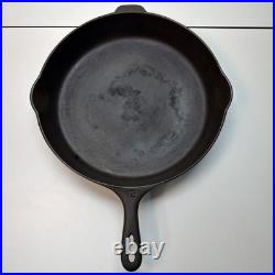 Vintage Cast Iron Wagner #12 Skillet No Logo Typewriter Font 14