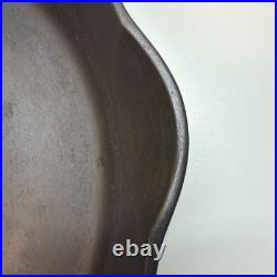 Vintage Cast Iron Wagner #12 Skillet No Logo Typewriter Font 14