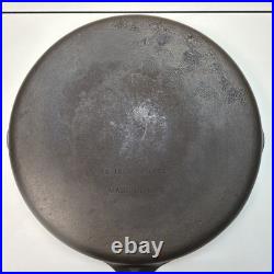 Vintage Cast Iron Wagner #12 Skillet No Logo Typewriter Font 14