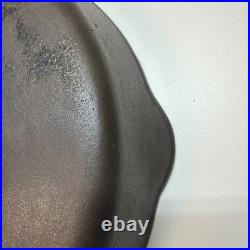 Vintage Cast Iron Wagner #12 Skillet No Logo Typewriter Font 14