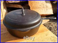 Vintage Circa 1940s Griswold Cast Iron Chicken Fryer No. 8 With Lid