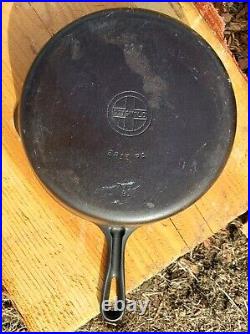 Vintage Circa 1940s Griswold Cast Iron Chicken Fryer No. 8 With Lid