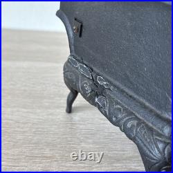 Vintage Crescent Salesmen Sample Large 10 WIDE Miniature Cast Iron Cook Stove