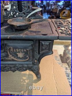 Vintage Crescent Salesmens Sample Large 10 Miniature Cast Iron Cook Stove