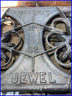 Vintage Detroit Jewel #52 Gas 2 Burner Cast Iron Camp Stove