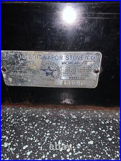 Vintage Detroit Vapor Stove Co. White Star Stove Model 1530 D