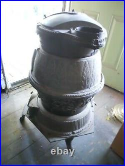 Vintage Franklin Boyntons ornate cast iron Pot Belly Stove 35 x 24