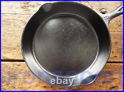 Vintage GRISWOLD Cast Iron SKILLET Frying Pan # 8 LARGE BLOCK LOGO Ironspoon