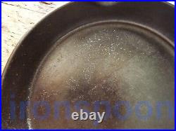 Vintage GRISWOLD Cast Iron SKILLET Frying Pan # 8 LARGE BLOCK LOGO Ironspoon