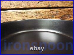 Vintage GRISWOLD Cast Iron SKILLET Frying Pan # 8 LARGE BLOCK LOGO Ironspoon