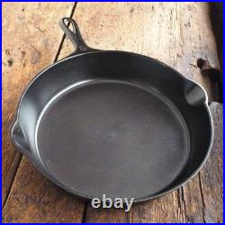 Vintage GRISWOLD Cast Iron SKILLET Frying Pan # 9 LARGE BLOCK LOGO Ironspoon