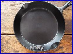 Vintage GRISWOLD Cast Iron SKILLET Frying Pan # 9 LARGE BLOCK LOGO Ironspoon