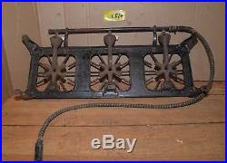 Vintage Griswold cast iron gas grill 3 burner camp stove 203 # 1837 collectible