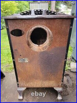 Vintage Montgomery Ward Homesteader Windsor Wood/Coal Burning Parlor Heater