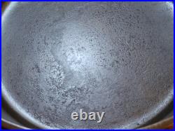 Vintage No. 10 Griswold Cast Iron Tite Top 3 Footed Dutch Oven 310A With Lid