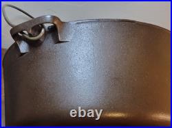 Vintage No. 10 Griswold Cast Iron Tite Top 3 Footed Dutch Oven 310A With Lid